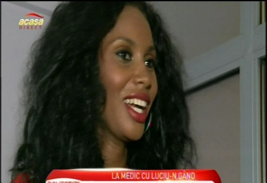 
    Laurette  