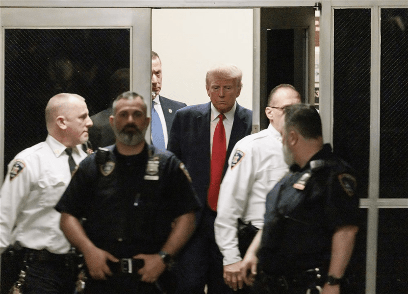 Donald Trump a ajuns în Manhattan pentru o depoziţie în faţa procurorului general din New York