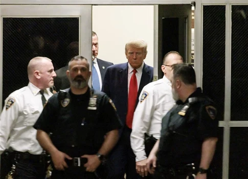 Donald Trump pus sub acuzare 4 aprilie 2023 foto EPA EFE 2 jpg