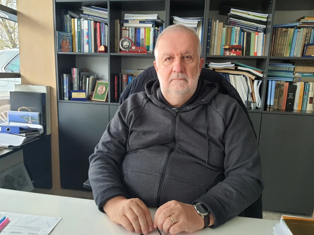 FOTO: Zoltan Kiss, profesor la catedra de „Structuri” a Universităţii Tehnice din Cluj-Napoca. FOTO: Remus Florescu