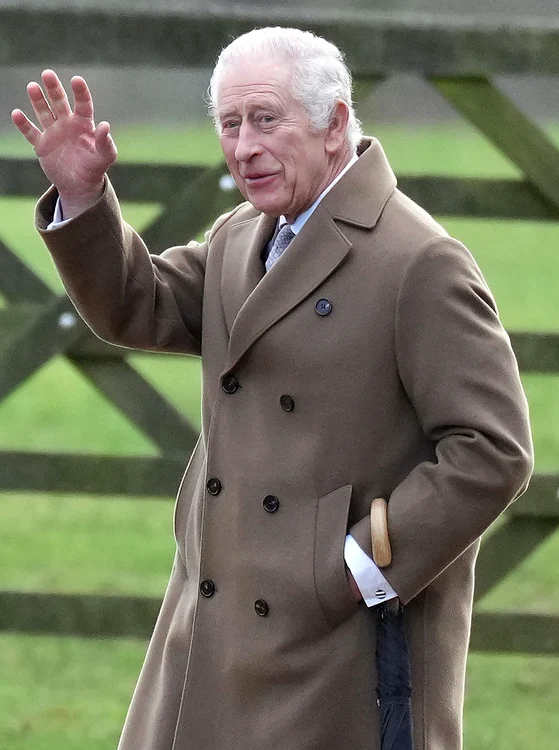 Regele Charles, apariție fără Regina Camilla (5) jpg