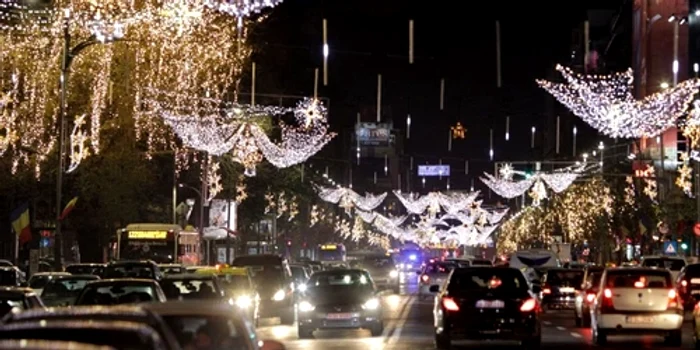 În iarna 2019-2020, pe marile aretere ale Capitalei au fost peste 7 milioane de becuri