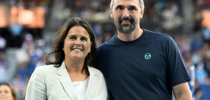 Conchita Martinez şi Goran Ivanisevic au fost introduşi în „Hall Of Fame“-ul tenisului cu câteva zile înainte de a trăi finalele de simplu din loja elevilor lor.