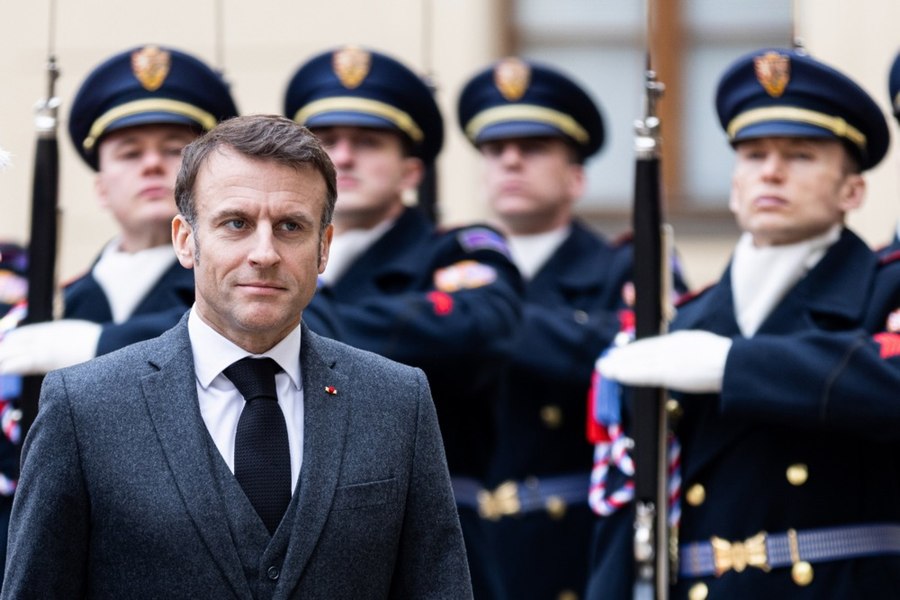 Macron afirmă că își asumă un „salt strategic” în privința Ucrainei: președintele Franței le cere aliaților „să nu fie lași”