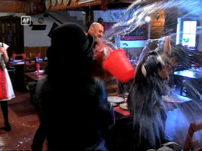 Vârciu a sărit la bătaie într-un restaurant (Foto: Antena 1)