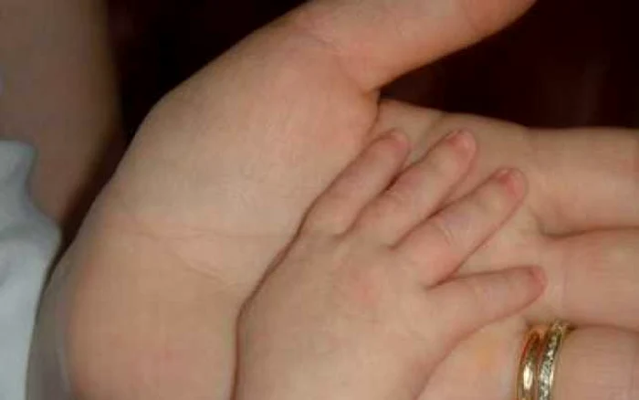 Mama tripleţilor a câştigat, din nou, la instanţa supremă, procesul cu statul