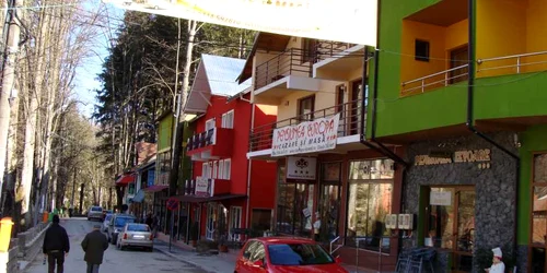 Un batran este cercetat ca s-a dus sa voteze cu un buletin xeroxat pe care era însemnat partidul pe care să aplice ştampila