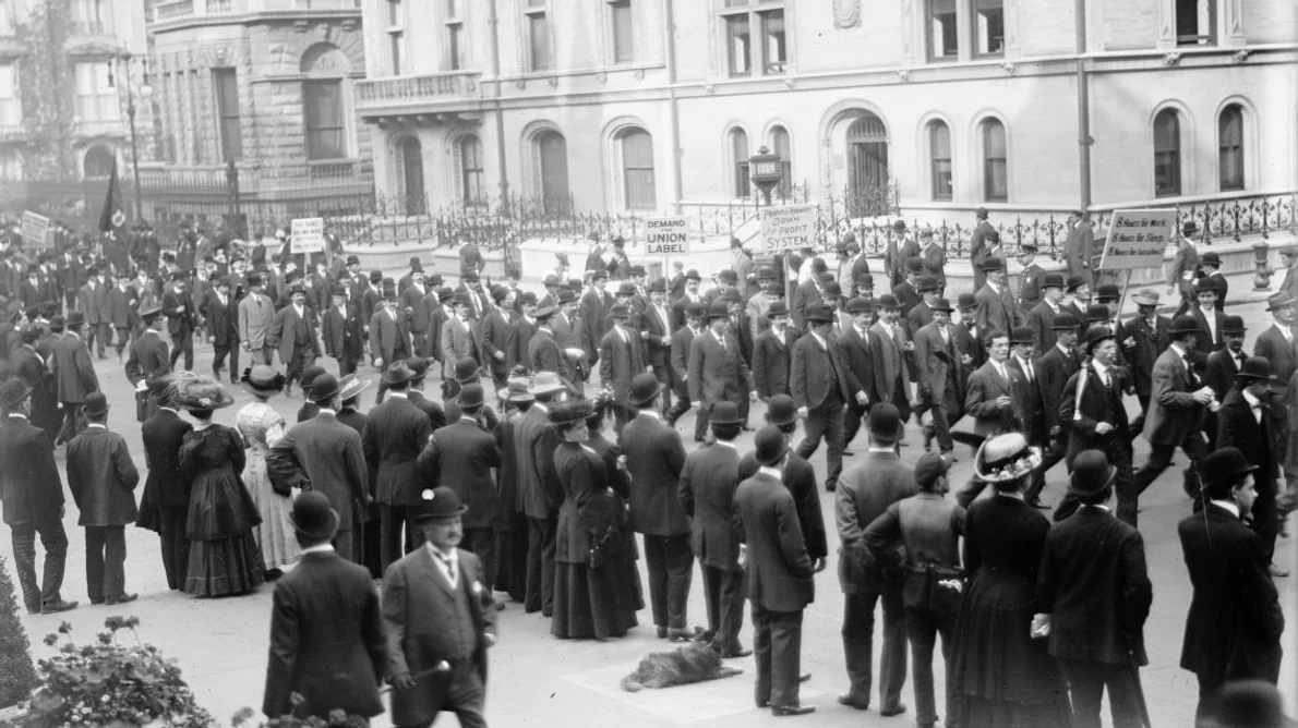 Calendar 1 mai: 1890 A fost sărbătorită pentru prima dată Ziua Internațională a Muncii jpeg