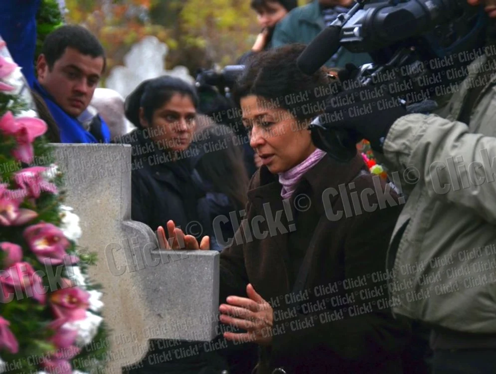 Înmormântarea lui Şerban Ionescu, la Cimitirul Bellu din Bucureşti. (Foto: Cezar Preda)
