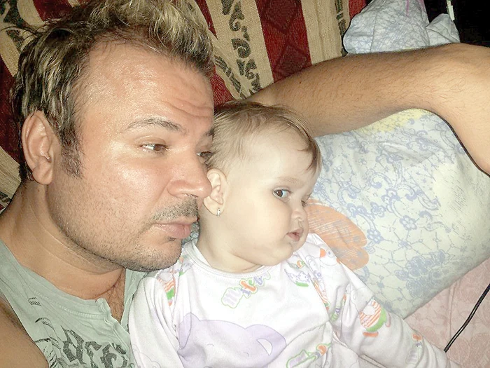 Dan Helciug a recunoscut că e tare greu fără  familie