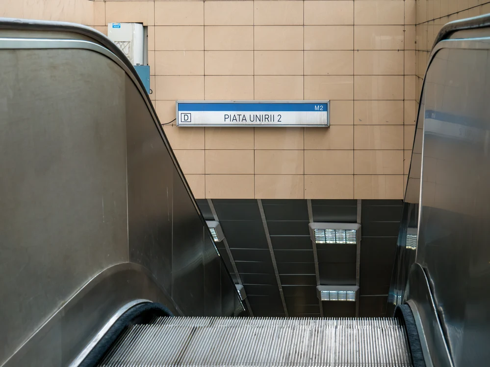 foto acces metrou Piața Unirii 2