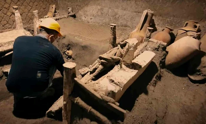 VIDEO // Descoperire rară pe şantierul arheologic de la Pompei: o „cameră a sclavilor jpeg