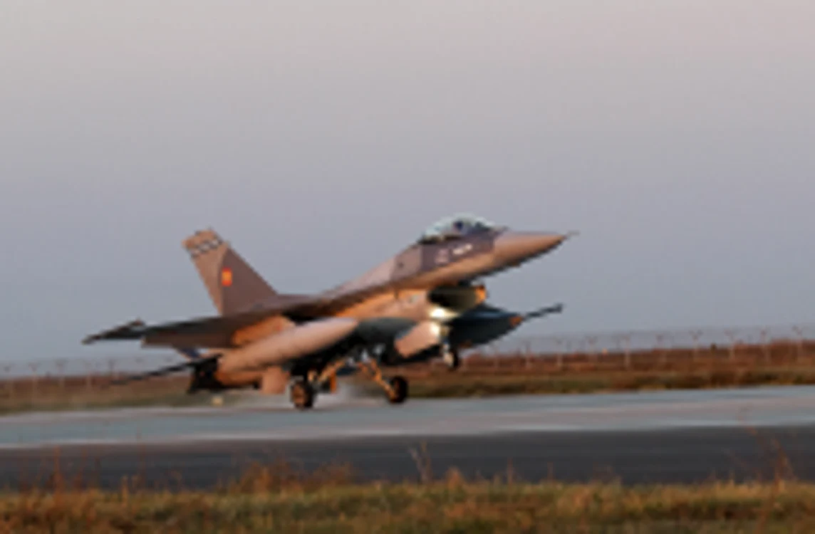 f-16