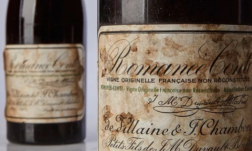 Record la o licitație: O sticlă de vin a fost vândută cu 558 000 de dolari jpeg