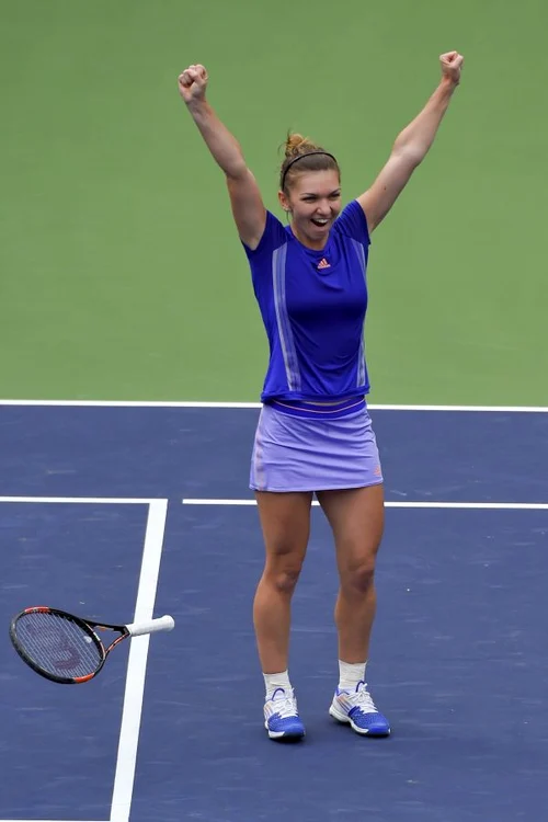
    Simona Halep - Flavia Pennetta se joaca marti dimineata, iar italienii vor adormi cu frica de româncă în gândFOTO: AP  