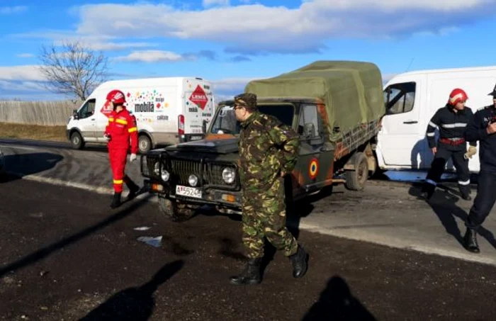 Circulaţia pe DN 72 A s-a desfăşurt cu dificultate câteva zeci de minute.