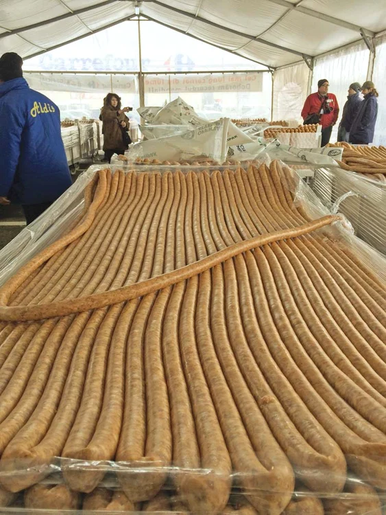 Preparatul de 62 km a intrat, ieri, în Cartea RecordurilorFoto: Claudia Popescu