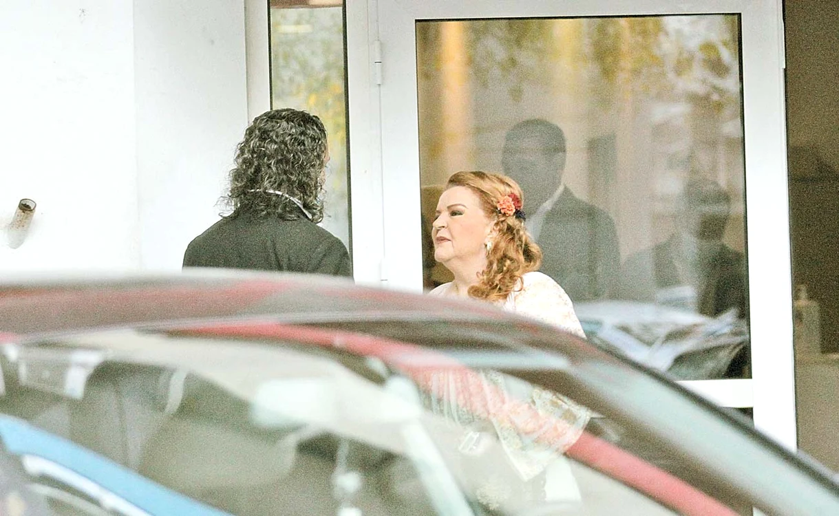 
    Maria Cârneci  arată foarte  bine la vârsta ei  