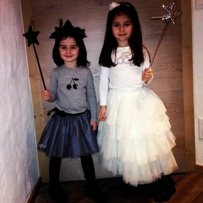 Anastasia si Natalia Chivu, cele doua fete ale lui Cristi Chivu, de Revelion (foto: Facebook)