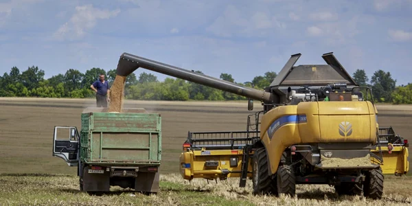 Razboi Ucraina Rusia recoltare cereale agricultura combina în regiunea Harkov Ucraina FOTO EPA-EFE