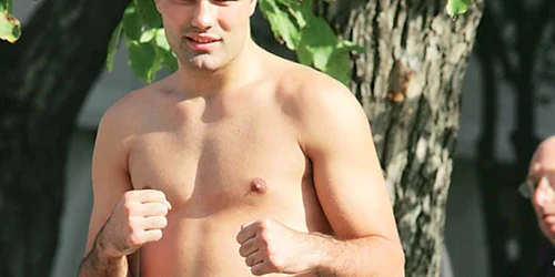 Bogdan Dinu s-a pregătit intens pentru a putea bifa o nouă victorie prin KO