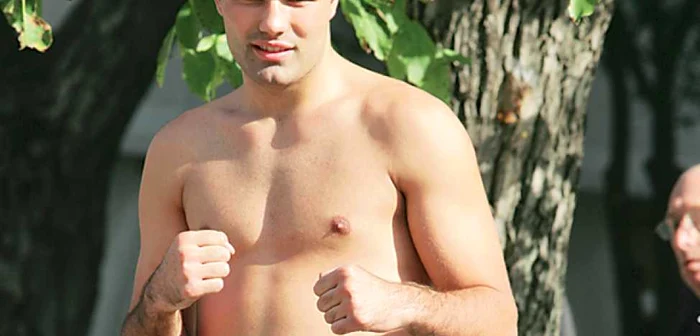 Bogdan Dinu s-a pregătit intens pentru a putea bifa o nouă victorie prin KO