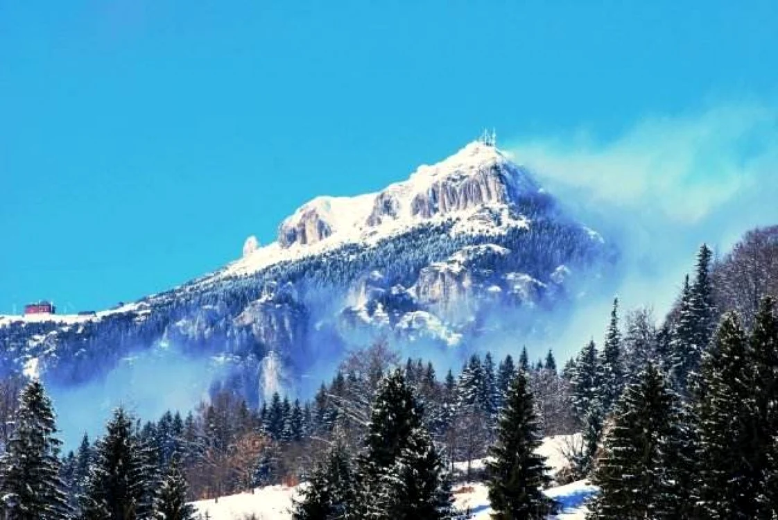 Pe Ceahlău, iarna e în toi FOTO Facebook