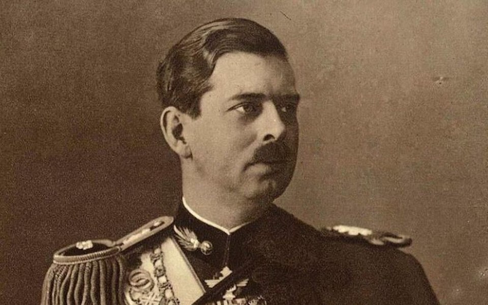 27 februarie: A fost promulgată noua Constituție a României, prin care se introducea dictatura regală a lui Carol al II-lea