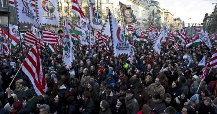 Jobbik are tot mai mulţi simpatizanţi în Ungaria