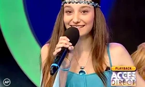 Daria Crişan promite să devină o mare cântăreaţă jpeg