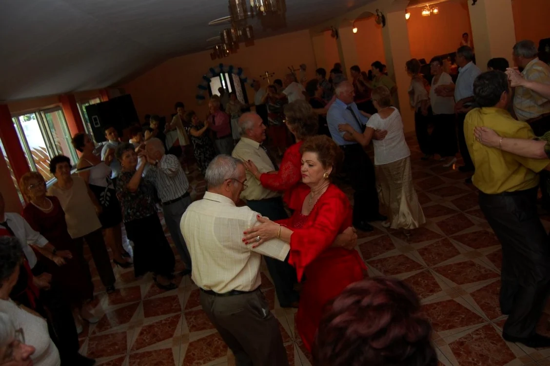 Petrecerea se anunţă una pe cinste. FOTO: arhivă Adevărul