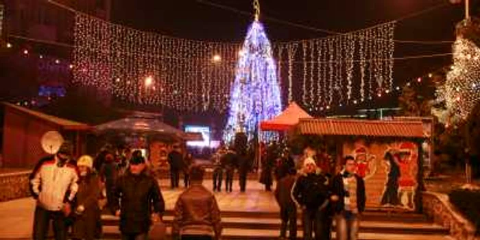 Râmnicu Vâlcea: Revelion în centrul oraşului