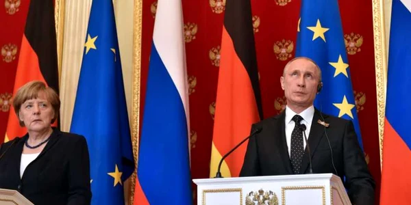 Angela Merkel si Vladimir Putin FOTO AP 