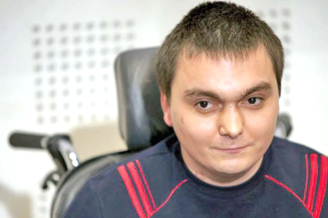 
    Răzvan Petrescu  