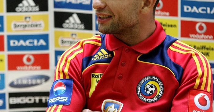 FOTBAL: Raţ: "Joc joc cu inima pentru România"