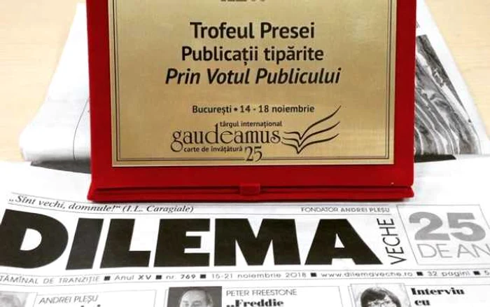 Imagine cu premiul primit de Dilema Veche al Targul Gaudeamus