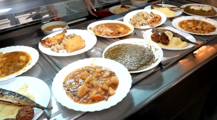 Mâncare de la cantina studențească / foto: captura Observator