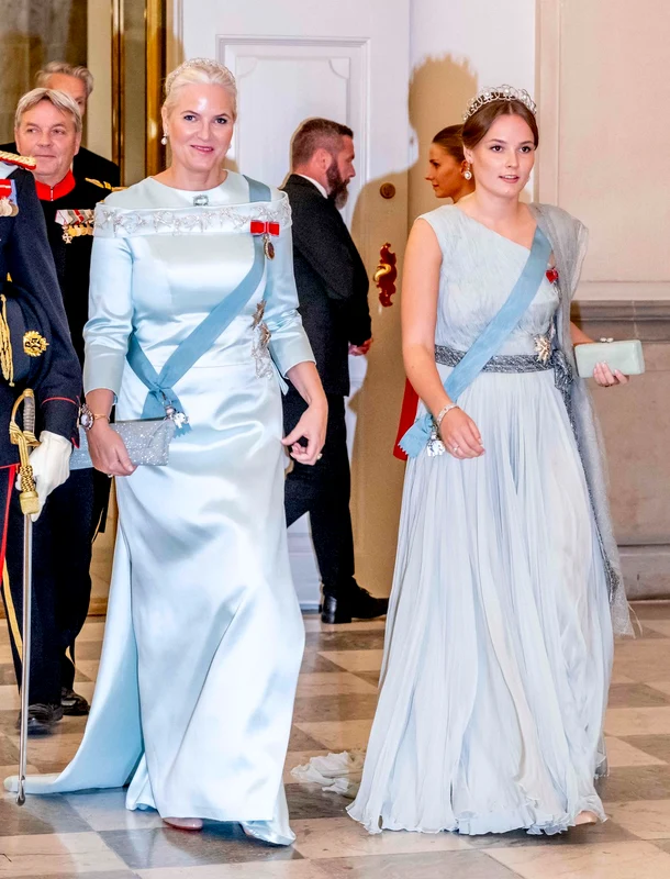 Prințesa Mette-Marit și fiica ei, Prințesa Ingrid Alexandra a Norvegiei. FOTO: Profimedia