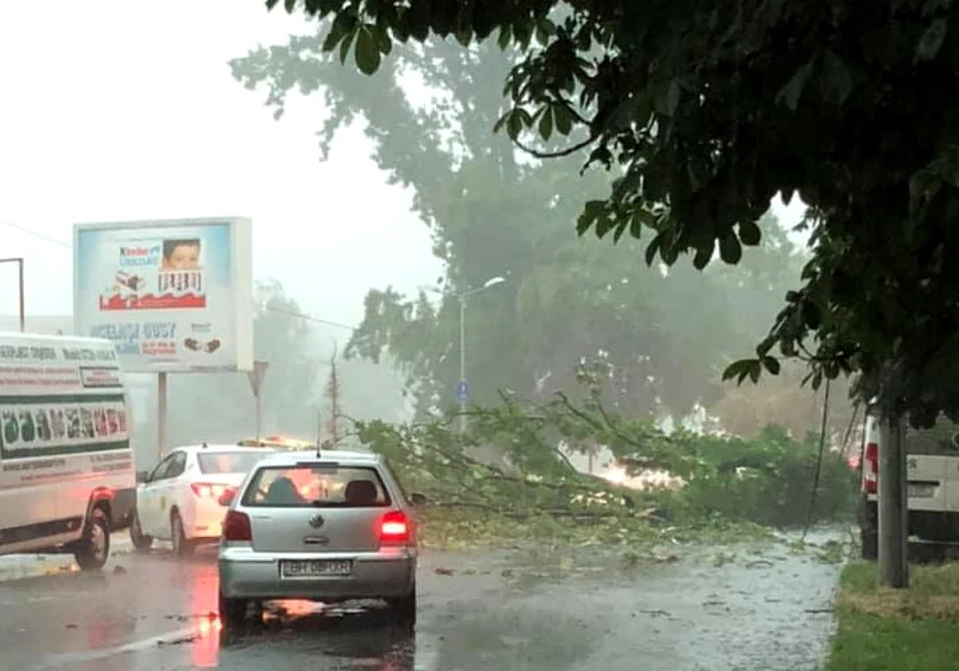 Vreme rea în toată ţara FOTO Adevărul