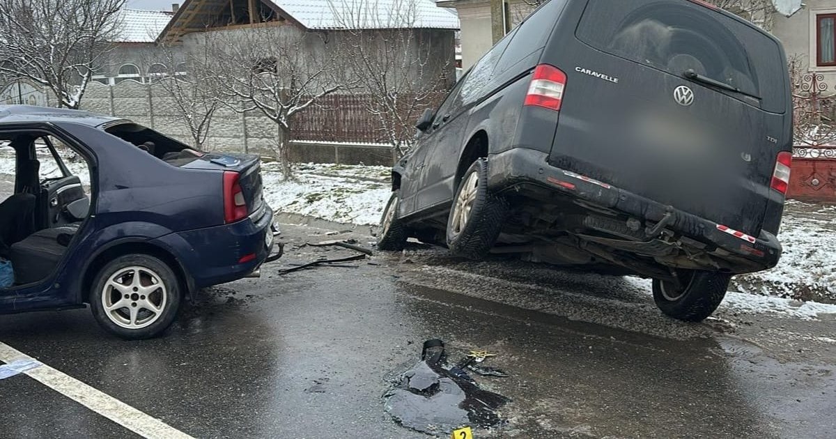 Accident tragic în Olt: o femeie a murit după ce mașina a intrat pe contrasens.