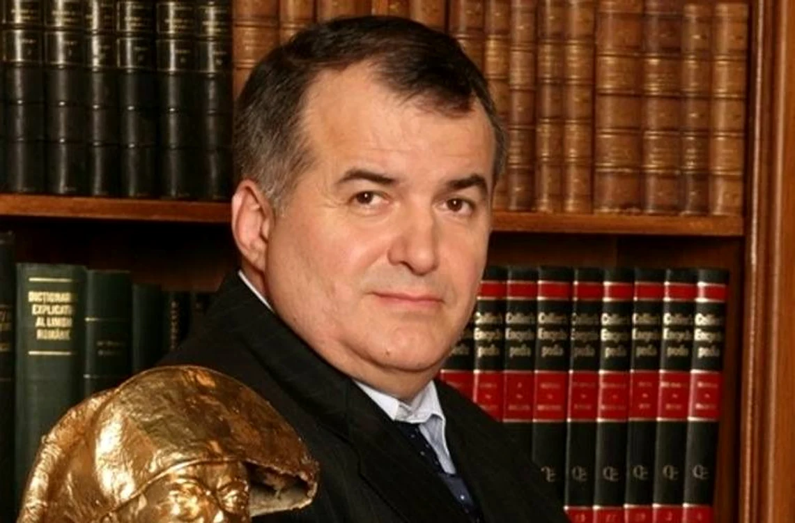 
    Juriul 