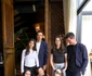 Raluca Lăzăruț cu fiica sa, Gemma, soțul Horațiu Boeriu și nașii Cristi Chivu și Adelina Chivu