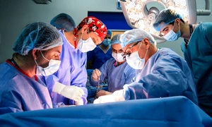 primul transplant hepatic de laun donator viu FOTO Spitalul clinic Sanador jpg