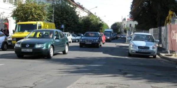 Bistriţa: Trafic îngreunat pe Şincai şi Dornei