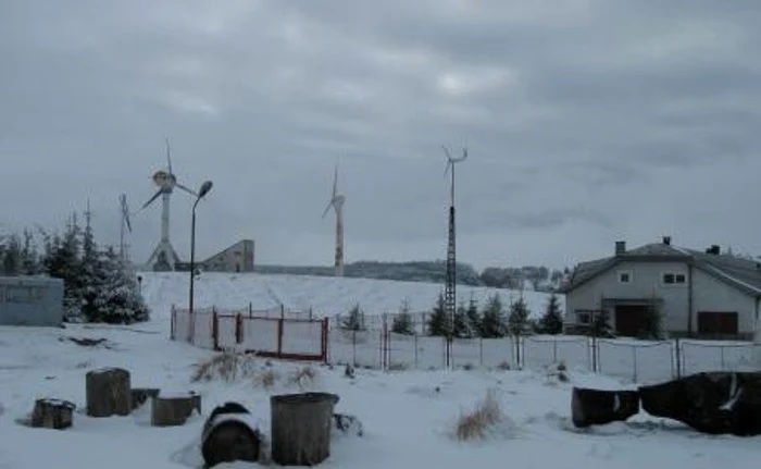 
    Staţiunea Semenic, izolată (Foto: Adevarul)  