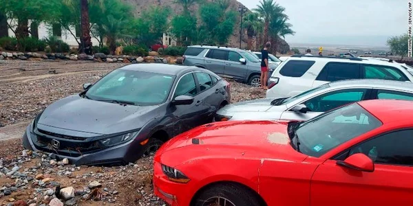 pagube in urma precipitatiilor - California - Foto via News