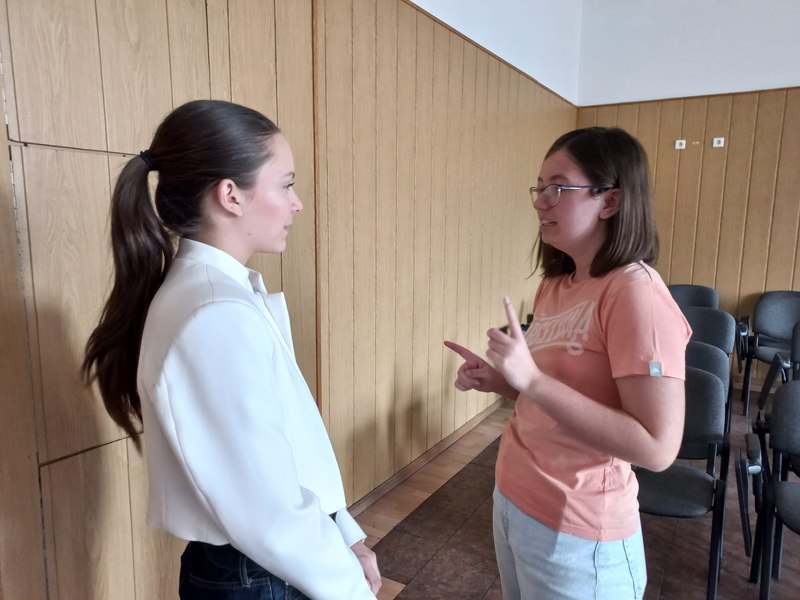 Ce cred copiii ucraineni despre cei din România și cum îi văd românii pe elevii din Ucraina