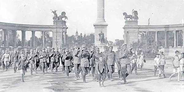 Armata romana la Budapeste 1919 FOTO opiniateleormanului.ro