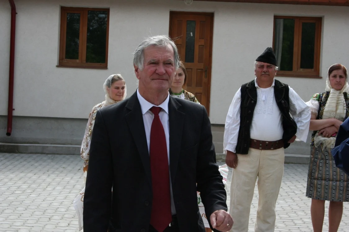 Primarul Ion Văsuianu este în atenţia oamenilor legii