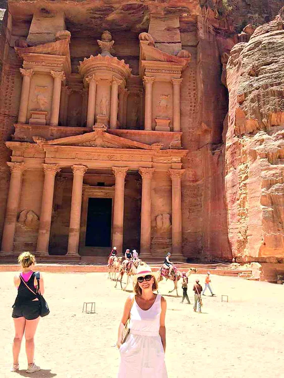Andreea Esca a vizitat oraşul antic Petra din Iordania